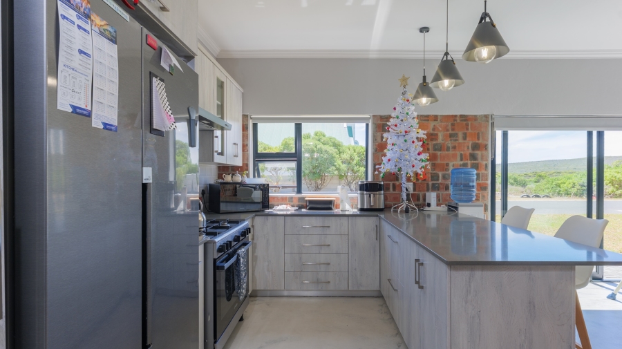 4 Bedroom Property for Sale in Agulhas Western Cape